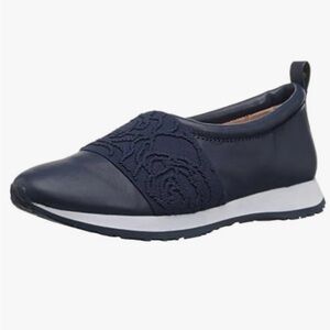 Taryn Rose Women's Charlotte Sheep Nappa Leather Sneaker, Navy Sz 10